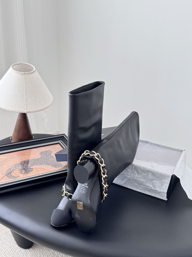 Ch**el boots
